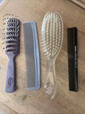 Vintage Hair Care Lot Goody Vented Brush Lucite Brush Schmidt’s Beer Comb